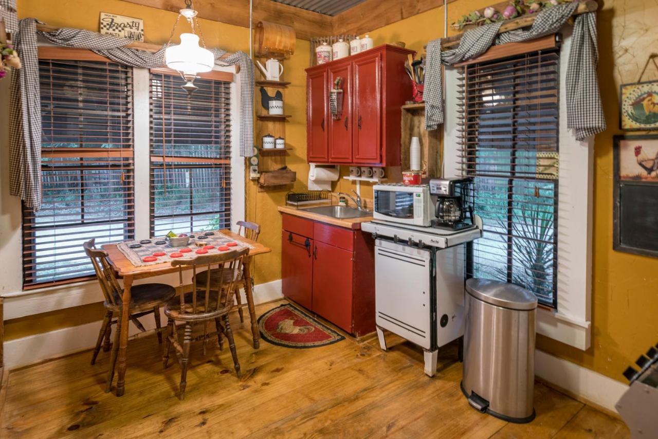 Country Woods Inn Глен-Роуз Экстерьер фото